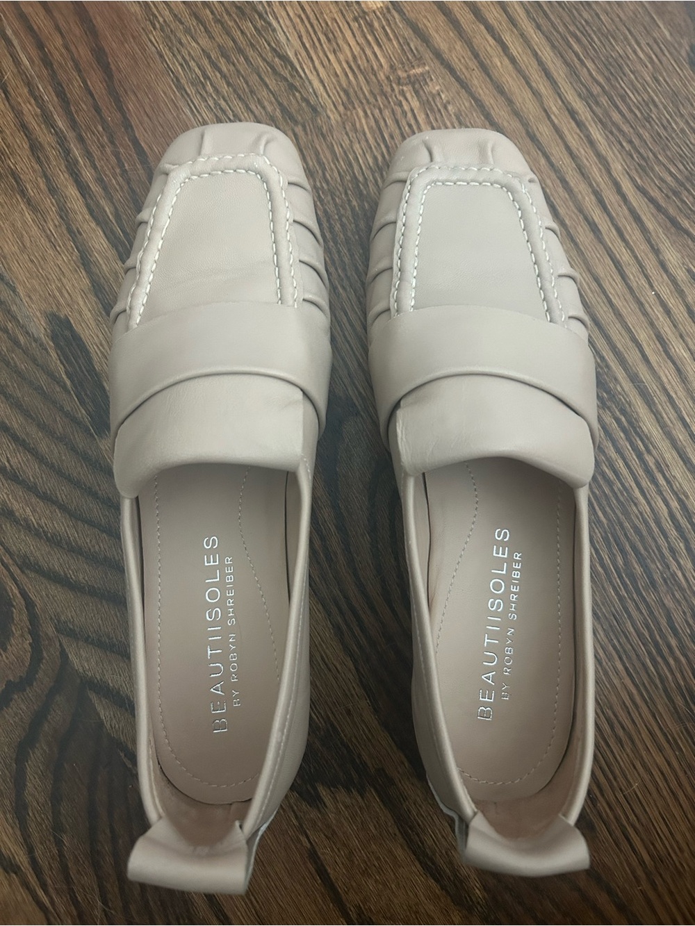 Womens Beautiisoles soft leather loafers, warm beige/tan, size 8.5